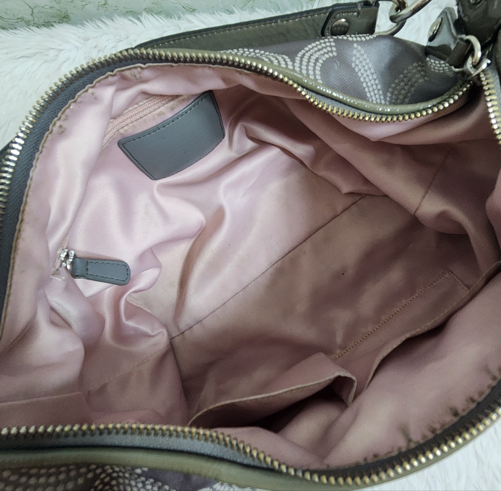 Vintage Coach Patent Trim Handbag - Picture 13 of 16